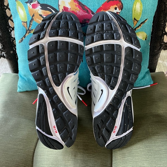 Nike Air Presto Hello Kitty DV3770 Sneakers 9 men’s 10.5 women’s - Picture 6 of 7